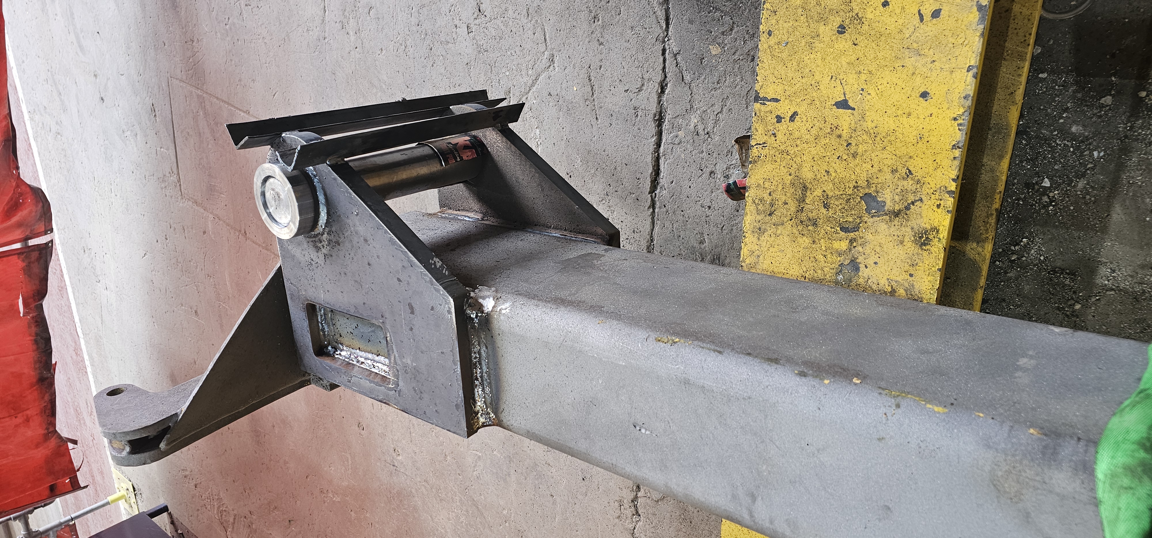 Electrical checks on rig control cabinet