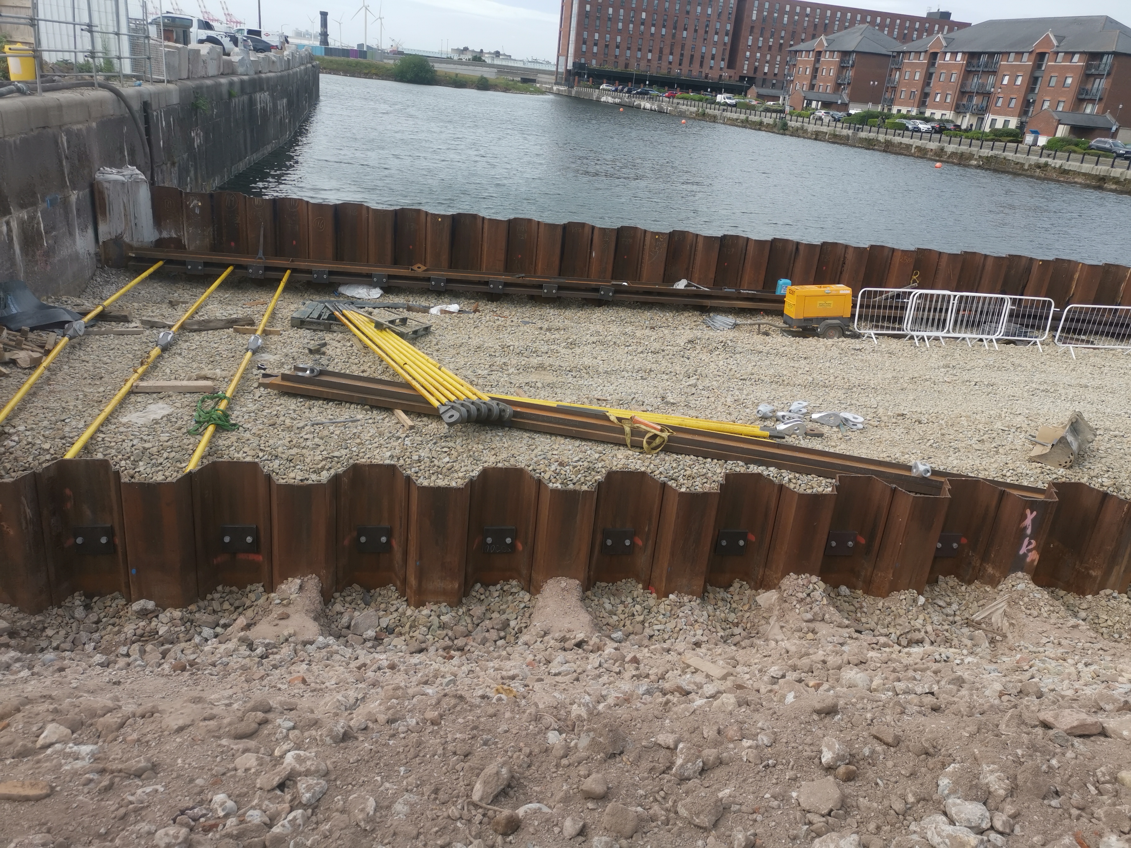 Dockside view with tie rods and beams in place